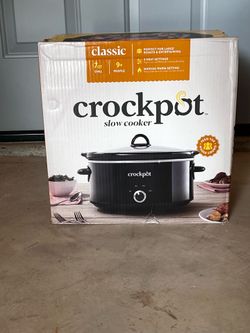 Classic 7qt manual crockpot in box never opened