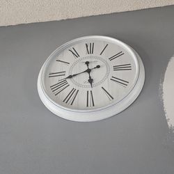 Roman numeral clock