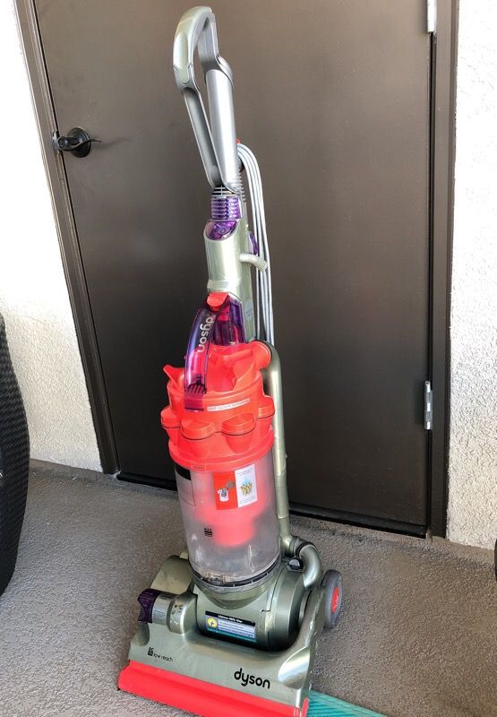 Dyson Vacuum