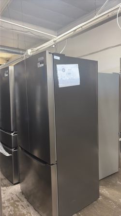 Frigidaire French door refrigerator