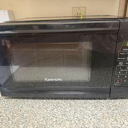microwave oven