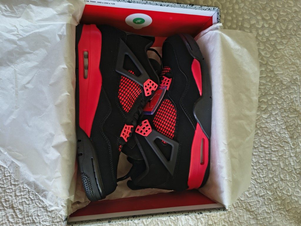 Jordan 4 Retro