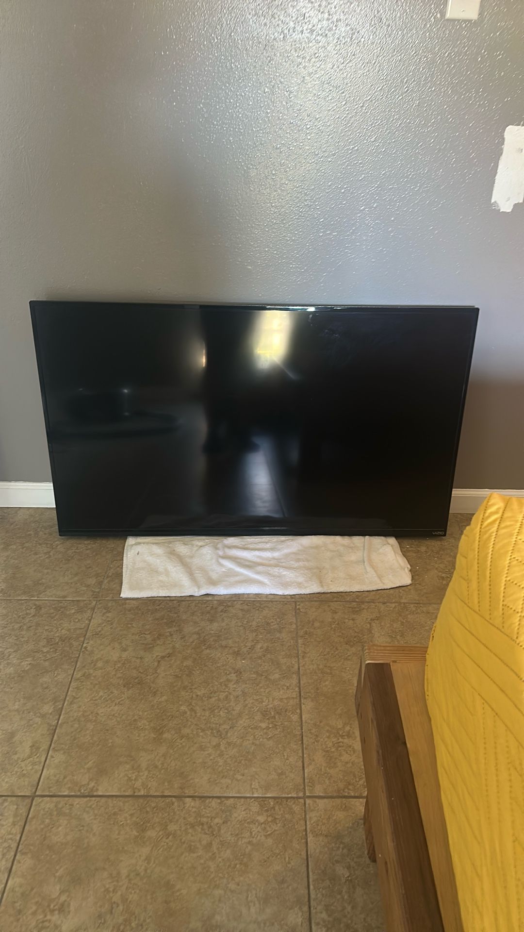 Vizio TV (non Smart)