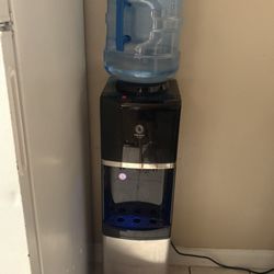 Water Dispenser 