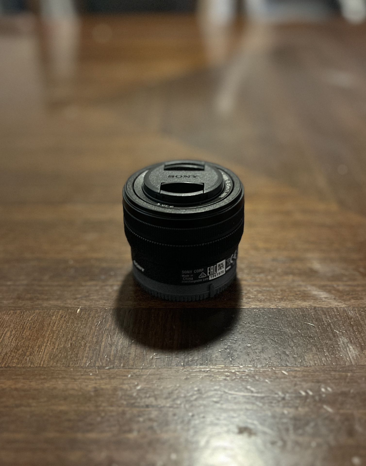 Sony FE 28-60mm f/4-5.6 Lens (E-Mount)