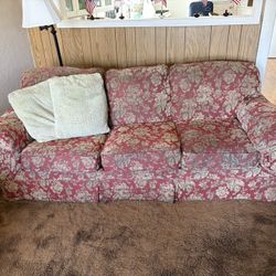 Free 7 Foot Sofa 5 Foot Matching Loveseat