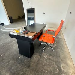 Office desk and chair