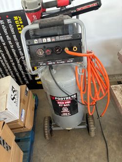 Fortress 27 Gallon Air Compressor - 200 PSI, 1.6 HP