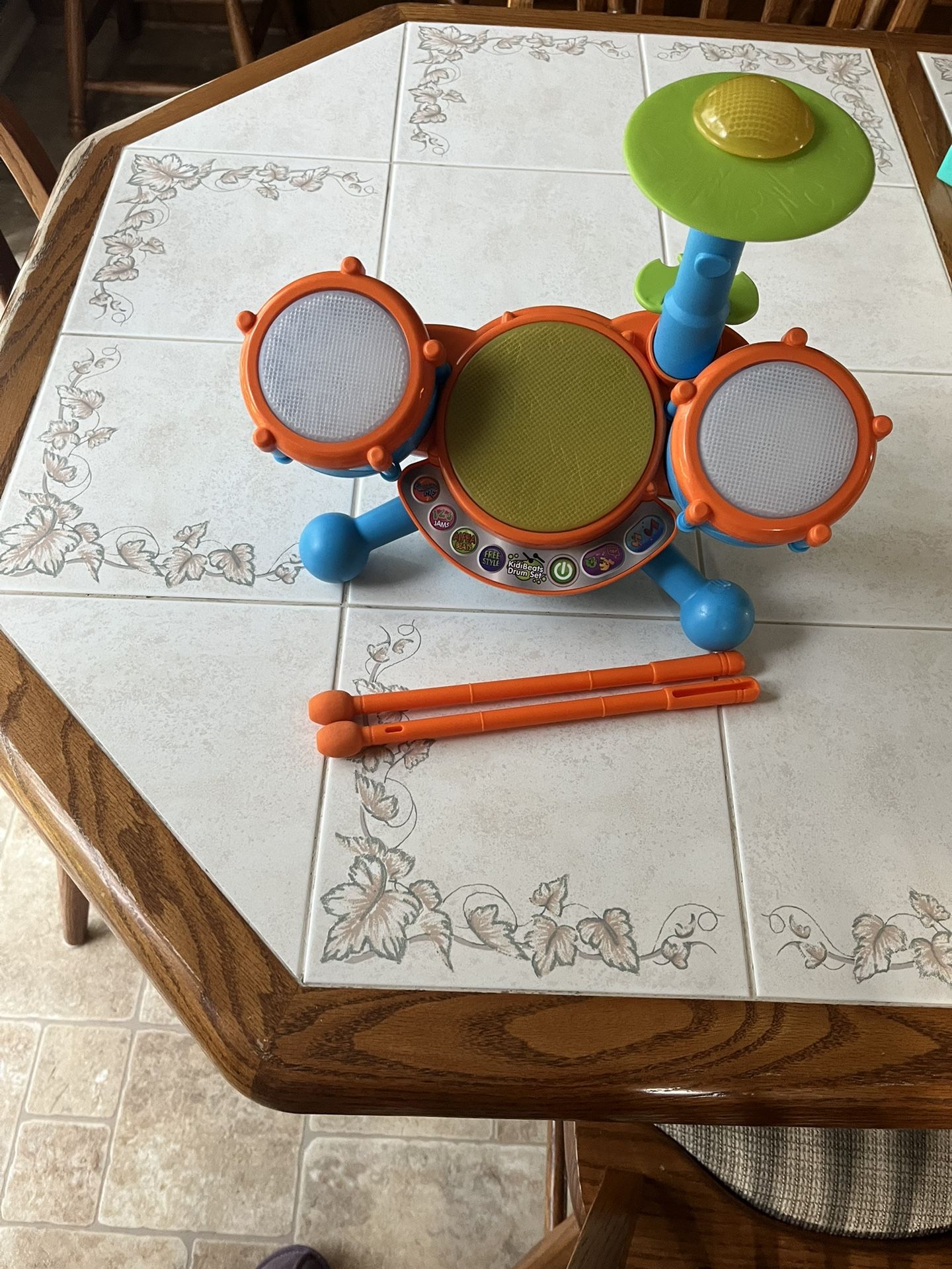 VTech Beats Kids Drum Set