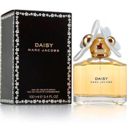 Marc Jacobs Daisy Perfume 