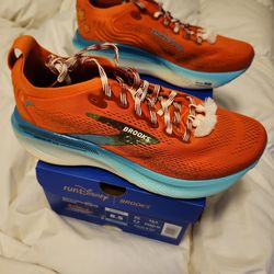 Adrenaline GTS 25 MOANA BROOKS 8.5 Women