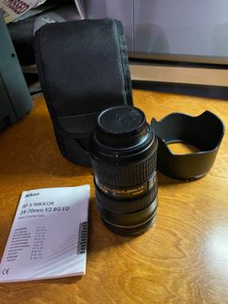 Nikon professional lens