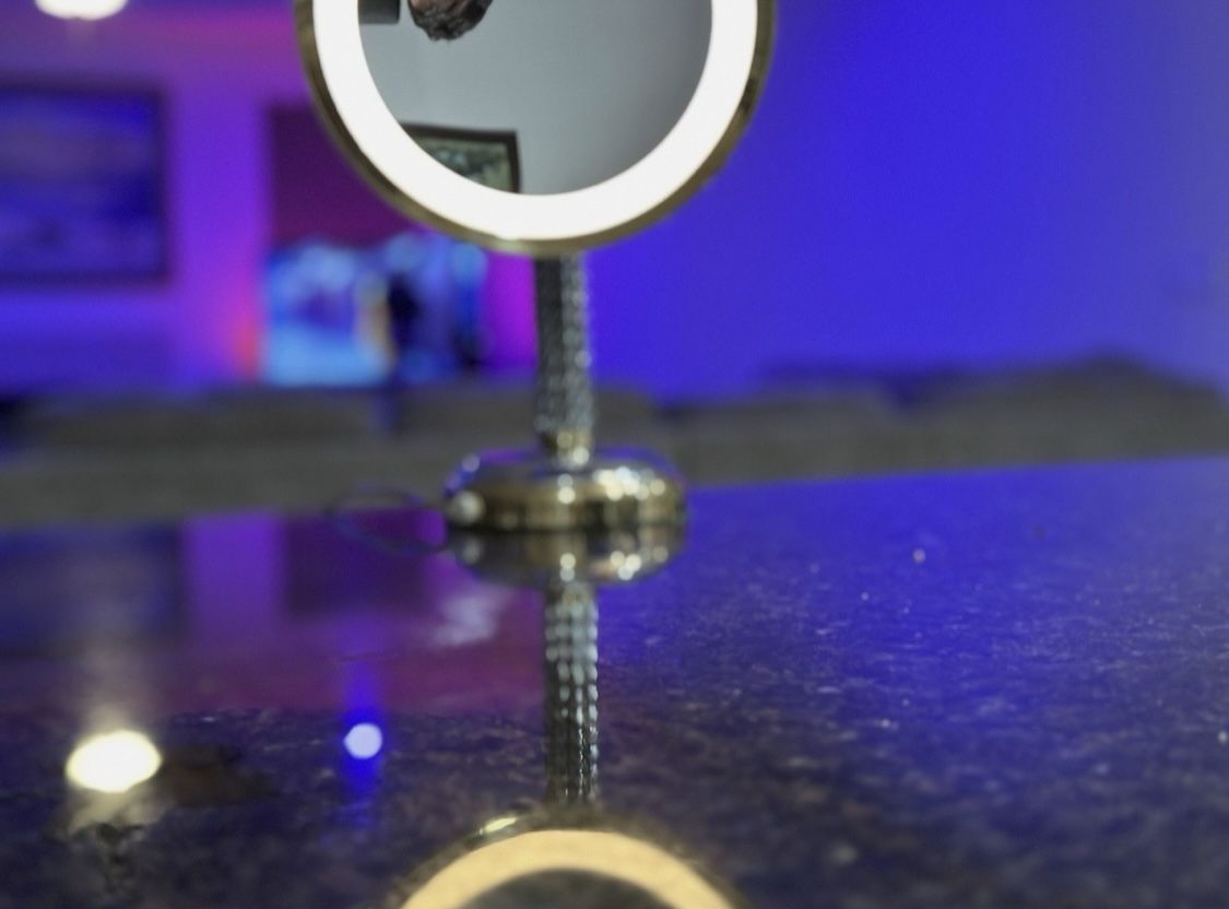 Cane & Reed Vintage Ajustable Countertop Vanity Makeup Lighted Mirror Magnified