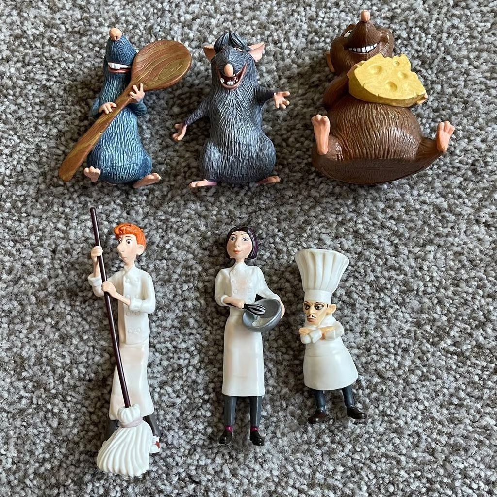 RARE Disney Store Ratatouille Figurine Set