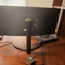 33 Inch Curved Monitor Brand New