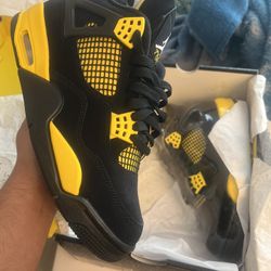 2023 Air Jordan 4 Retro 'Thunder' Mens 8.5 