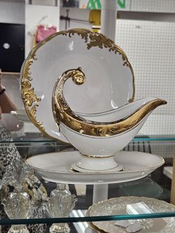 Bavaria White Fine Porcelain Souce Pan Dish Vaze Bowl Gold Trim Germany Dinnerware 