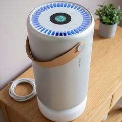Molekule Air Pro Air Purifier – Excellent Condition – Works Great