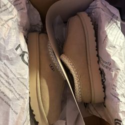 Mustard Seed Tasman Uggs Womens Size5