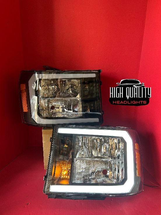 GMC SIERRA 2007. 2013 headlights.π§
