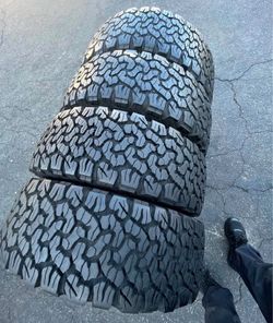 265/70/17 Bfgoodrich 📍📍 Vendo un set de llantas con 80% de vida las 4 📍🌟