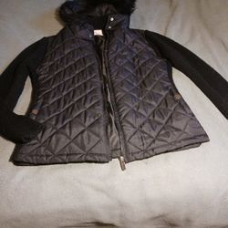 Warm Women Coat Sz L With Hoodie
