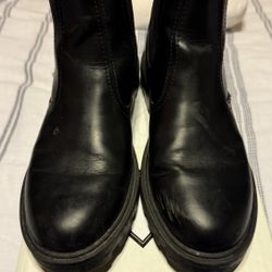 Nine West Chelsea Boots