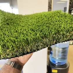 1200sf Roll Of Artificial Grass Turf - 106oz