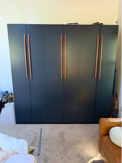 Closet/Armoire