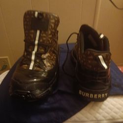 Burberry shoes