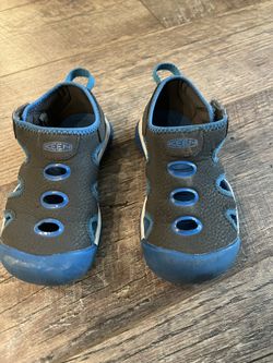 Keen Little Kid Water Shoes Size 10