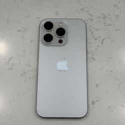 iPhone 15 pro (unlocked)