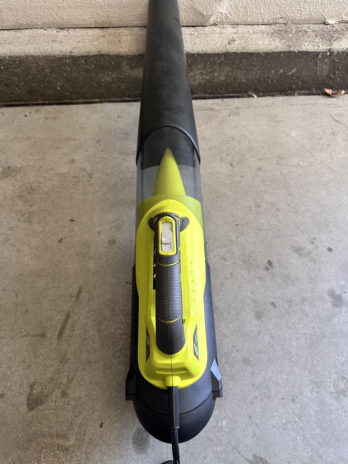 Ryobi 8 Amp Electric Leaf Blower