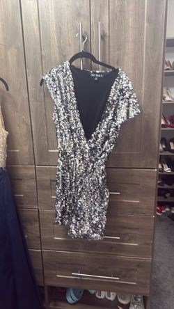 Silver sequin romber