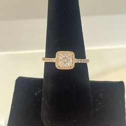 Ladies Engraved Ring