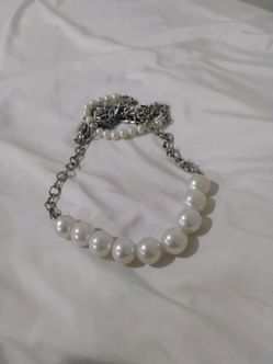 Pearl necklace