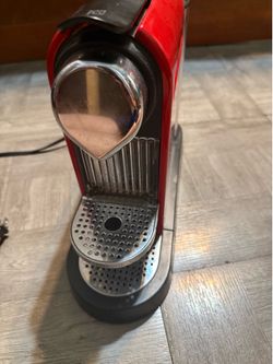 Red Nespresso citiz coffe machine