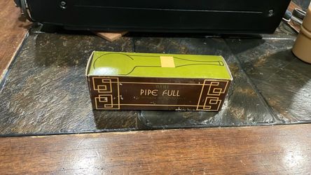 Avon Pipe Full Tai Winds After Shave Empty 2 fl. oz.