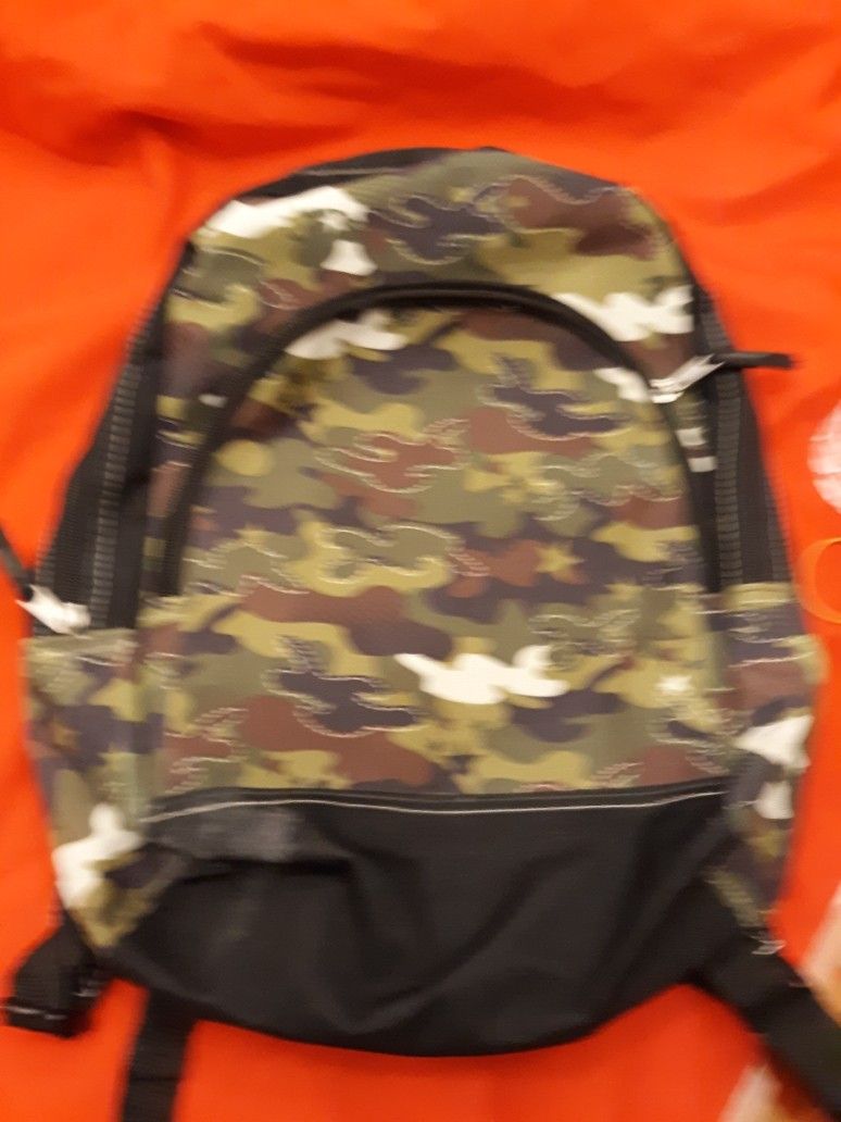 Backpack Camo With Dashes Around Shaped