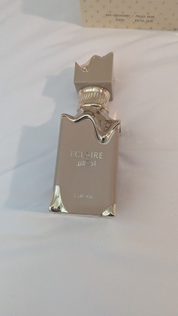 Lattafa Eclair