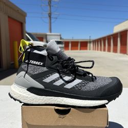 Adidas Terrex Free Hiker Primeblue Size 9