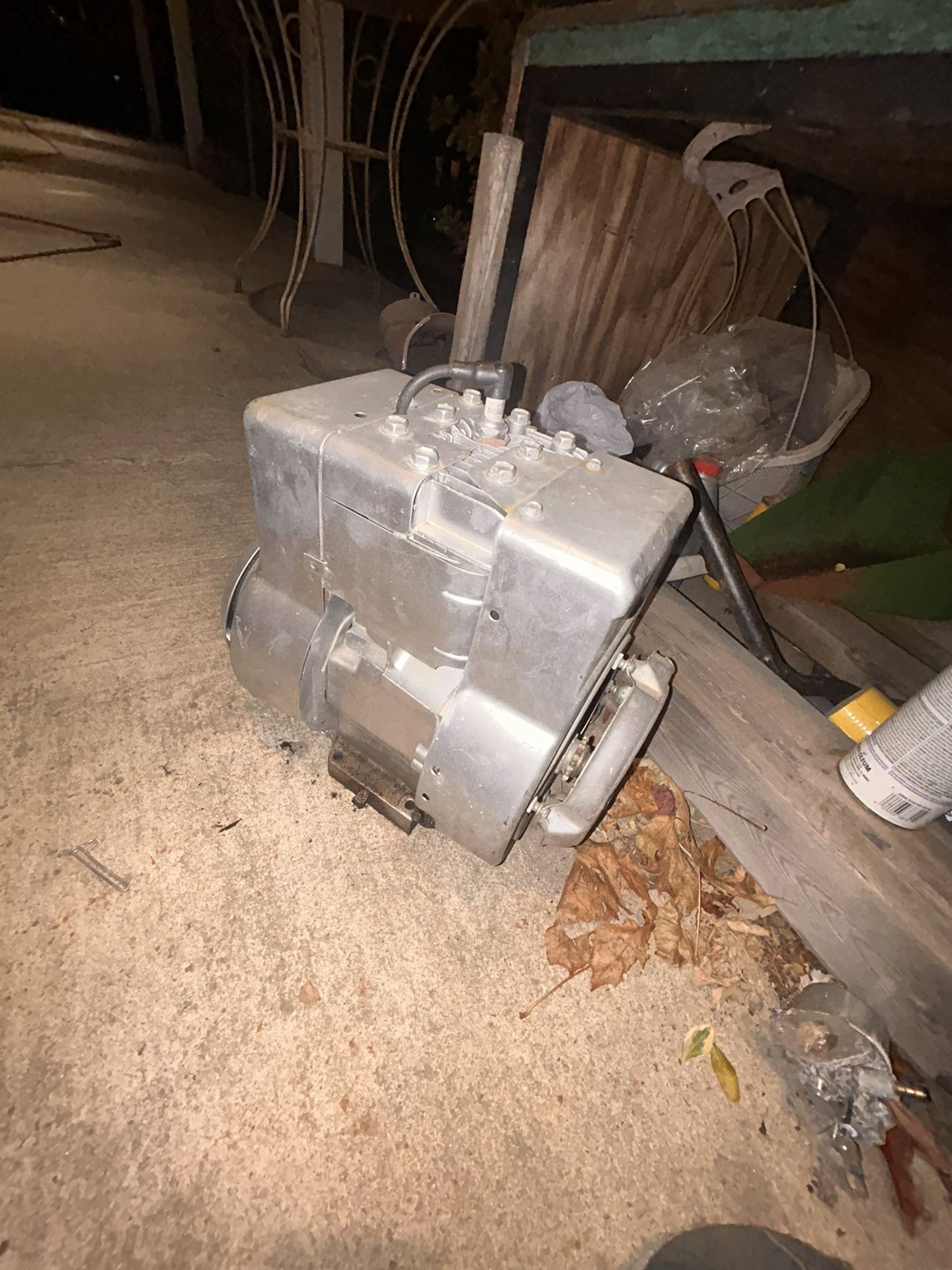 Briggs And Stratton Engine 