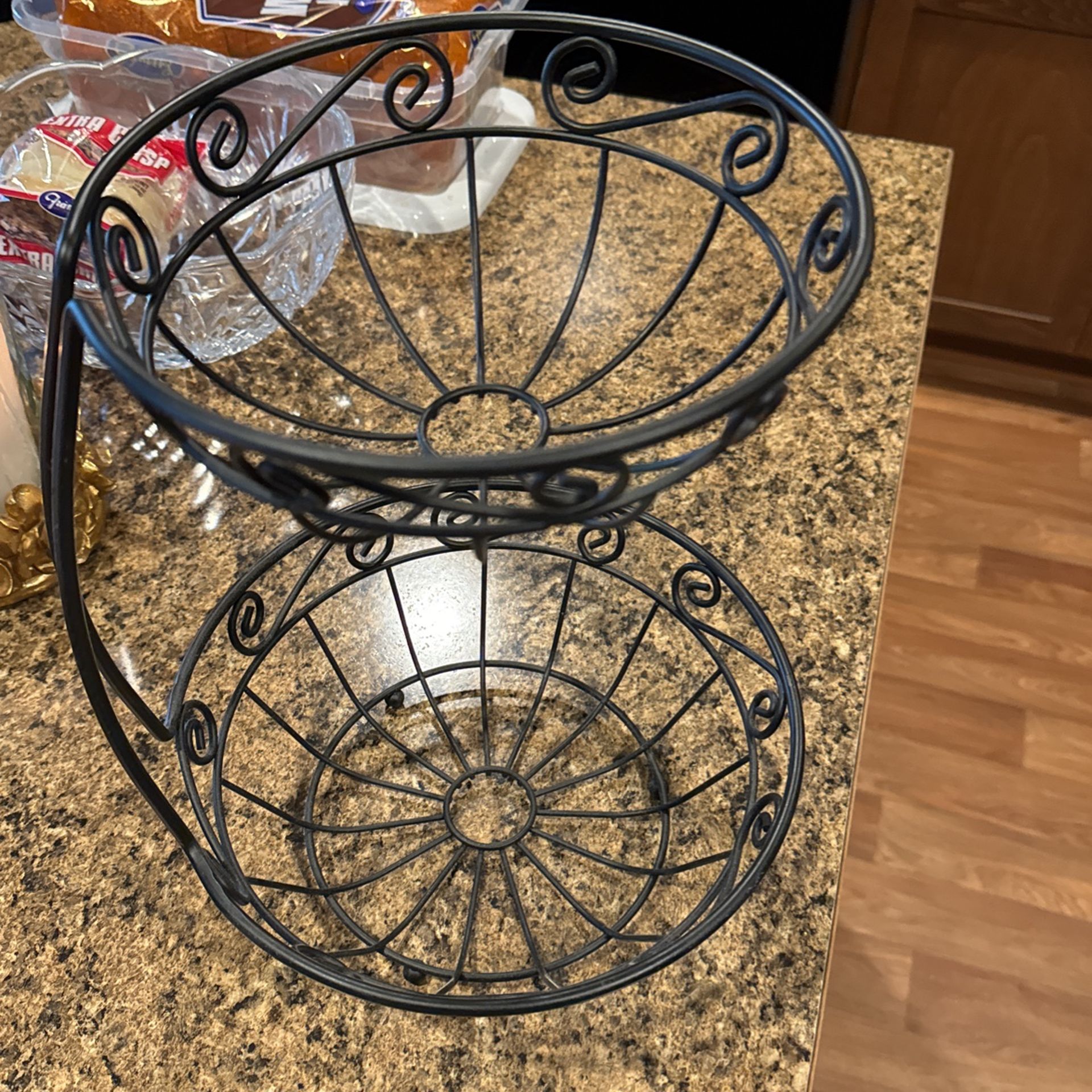 Black Wire Fruit Basket