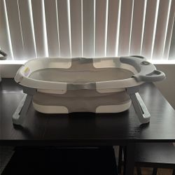 Collapsible Baby Bathtub