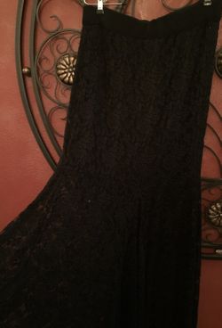BRAND NEW SKIRT