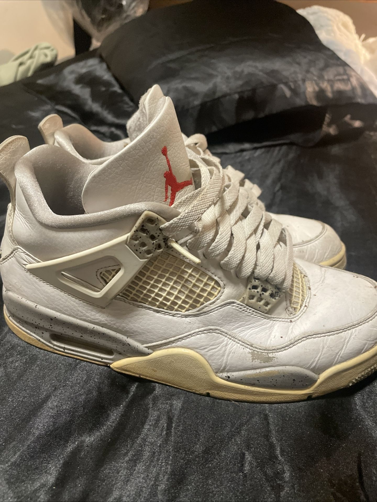 Air Jordan 4 Retro White Oreo Size 8.5 Men