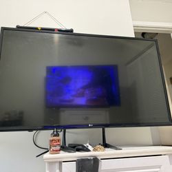 43” LG HD TV