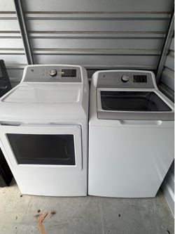 Set washer and dryer