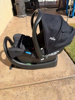 Joie Infant Car Seat & Momcozy Milk Wamer & Cooler