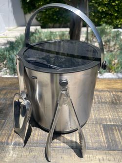 Ice bucket decorative